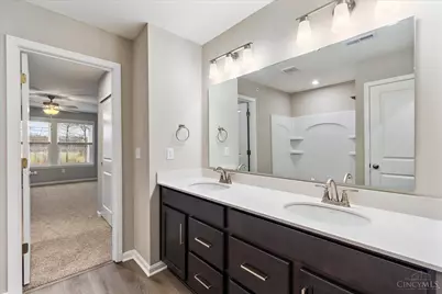 5883 Parkview Lane #90304, Miami Township, OH 45150 - Photo 18