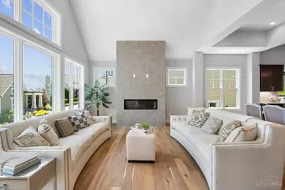 5960 Woodland Lane, Columbia Township, OH 45227 - Photo 12