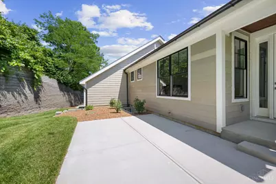 5960 Woodland Lane, Columbia Township, OH 45227 - Photo 30