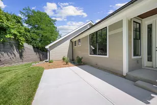 5960 Woodland Ln, Columbia Township, OH 45227 - Photo 30