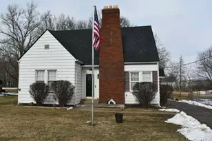 329 E Main St, Mount Orab, OH 45154 - Photo 2