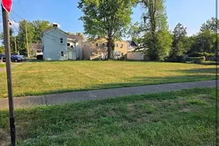 314 Hotel St, New Richmond, OH 45157 - Photo 2