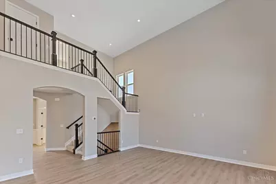 5482 Sheldon Close, Middletown, OH 45005 - Photo 12