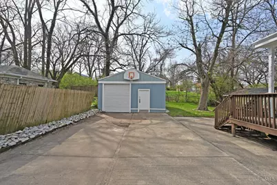 3935 Lovell Avenue, Cheviot, OH 45211 - Photo 30