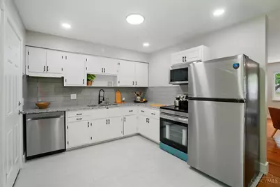 2962 Aquadale Lane, Cincinnati, OH 45211 - Photo 14