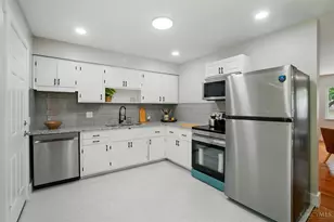 2962 Aquadale Ln, Cincinnati, OH 45211 - Photo 14