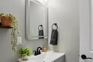 2962 Aquadale Ln, Cincinnati, OH 45211 - Photo 32