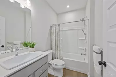 5106 Greenview Lane, Turtle Creek Township, OH 45036 - Photo 34