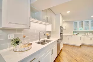 5995 Drake Rd, Indian Hill, OH 45243 - Photo 14