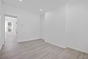 1113 Bank St, Cincinnati, OH 45214 - Photo 6