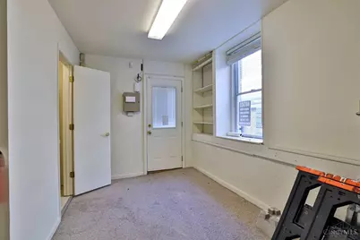 2009 Madison Road, Cincinnati, OH 45208 - Photo 16