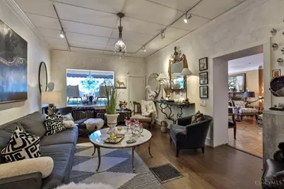 2003 Madison Road, Cincinnati, OH 45208 - Photo 10