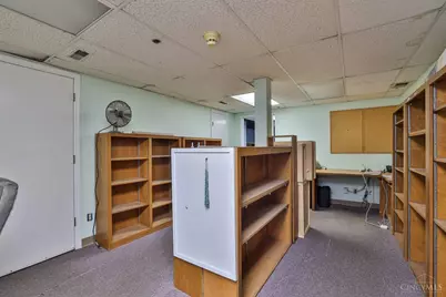 2029 Madison Road, Cincinnati, OH 45208 - Photo 4