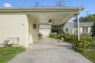 1710 Ridgeway Rd, Aberdeen, OH 45101 - Photo 4