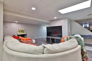 271 Poage Farm Rd, Wyoming, OH 45215 - Photo 44