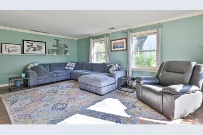 271 Poage Farm Road, Wyoming, OH 45215 - Photo 10