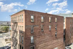 335 W 5th St, Cincinnati, OH 45202 - Photo 24