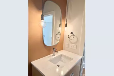 915 Vine Street #203, Cincinnati, OH 45202 - Photo 20