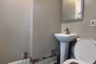 623 Riddle Rd, Cincinnati, OH 45220 - Photo 6