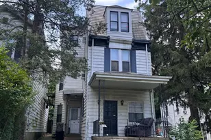 623 Riddle Rd, Cincinnati, OH 45220 - Photo 1