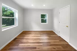 155 Bonham Rd, Wyoming, OH 45215 - Photo 14