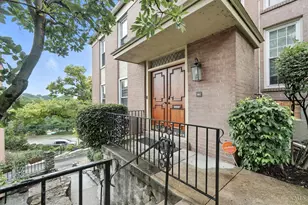 854 Rue De La Paix, Cincinnati, OH 45220 - Photo 2
