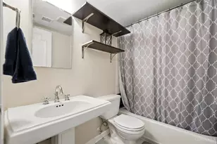 854 Rue De La Paix, Cincinnati, OH 45220 - Photo 44