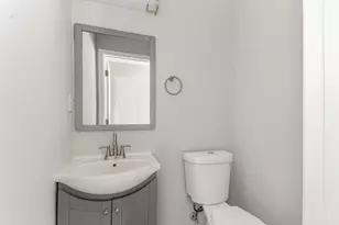 1998 Fairfax Ave, Cincinnati, OH 45207 - Photo 10