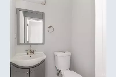 1998 Fairfax Ave, Cincinnati, OH 45207 - Photo 12