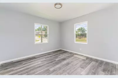 1998 Fairfax Ave, Cincinnati, OH 45207 - Photo 8