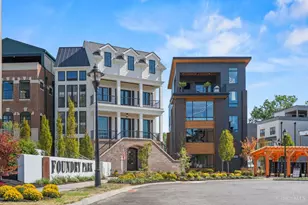 2942 Three Oaks Ln, Cincinnati, OH 45209 - Photo 2