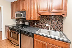 2324 Madison Rd, Cincinnati, OH 45208 - Photo 14