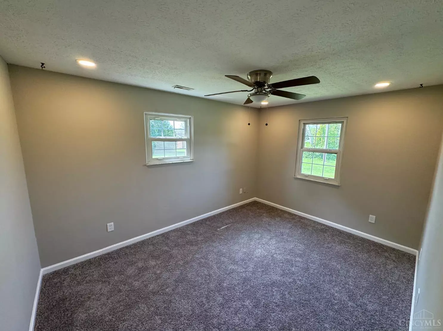 kenちん THE YOKOHAMA FRONTTOWER 20階 1LDK+WIC 2024055708｜高級賃貸