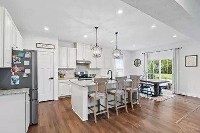 9475 Whispering Stream Court, Clearcreek Twp., OH 45458 - Photo 12