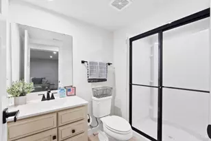 9475 Whispering Stream Ct, Clearcreek Twp., OH 45458 - Photo 34