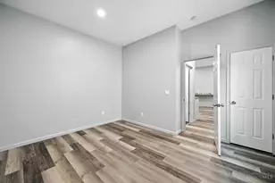 316 Klotter Ave, Cincinnati, OH 45219 - Photo 10