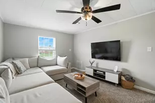 218 Woodfield Dr, Brookville, OH 45309 - Photo 12