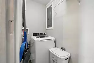 218 Woodfield Dr, Brookville, OH 45309 - Photo 16