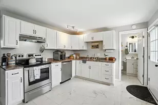 218 Woodfield Dr, Brookville, OH 45309 - Photo 8