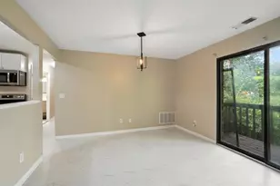 7212 Creekview Dr, Colerain Township, OH 45247 - Photo 14