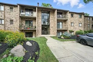 7212 Creekview Dr, Colerain Township, OH 45247 - Photo 4