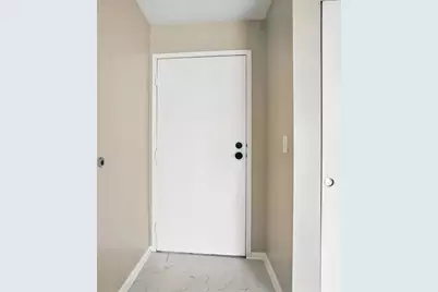 7212 Creekview Drive #6, Colerain Township, OH 45247 - Photo 10