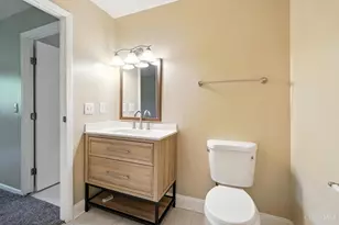 7212 Creekview Dr, Colerain Township, OH 45247 - Photo 30