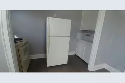 4965 Glenway Avenue, Cincinnati, OH 45205 - Photo 10