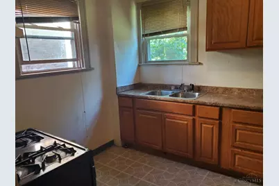 1946 Berkley Avenue, Cincinnati, OH 45237 - Photo 8