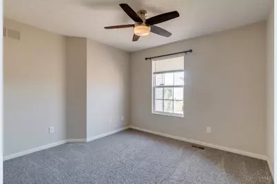 5725 Hawthorne Reserve Dr, Liberty Township, OH 45044 - Photo 32