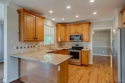 5725 Hawthorne Reserve Dr, Liberty Township, OH 45044 - Photo 12