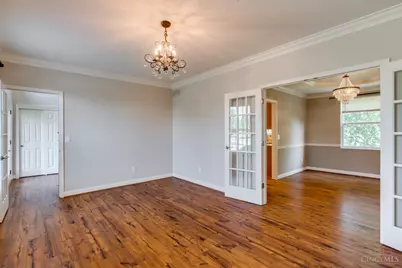 5725 Hawthorne Reserve Dr, Liberty Township, OH 45044 - Photo 8