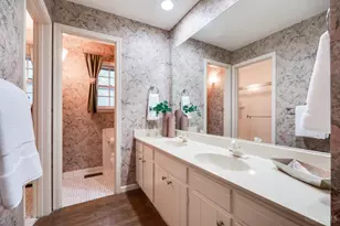 204 Brocdorf Dr, Wyoming, OH 45215 - Photo 18