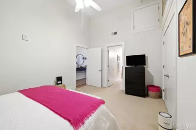 417 Vine Street #401, Cincinnati, OH 45202 - Photo 24